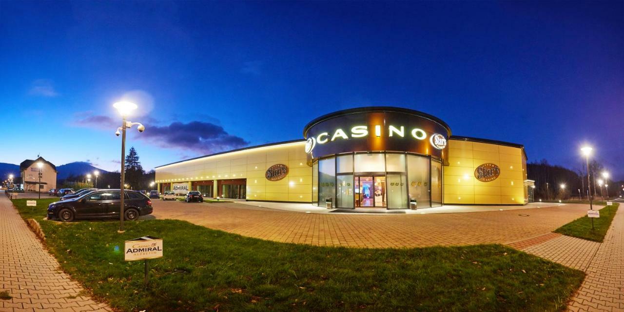 Casino&Hotel Admiral Alzbetin Železná Ruda Екстериор снимка